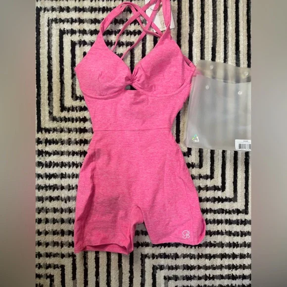 Bombshell sportswear bombshell bodysuit shorts in Hollywood pink size LARGE - Picture 2 of 9